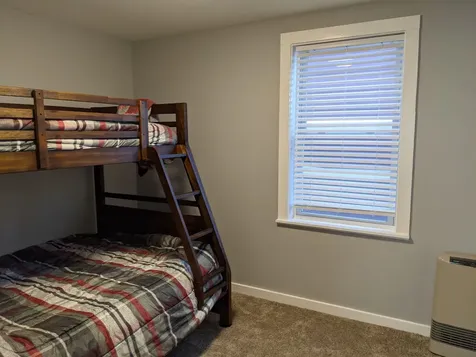 8 Cross Street Lincoln NH 03251