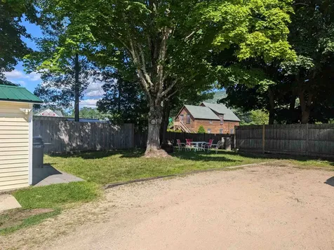 8 Cross Street Lincoln NH 03251