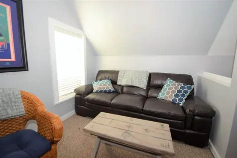 8 Cross Street Lincoln NH 03251