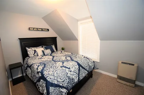 8 Cross Street Lincoln NH 03251