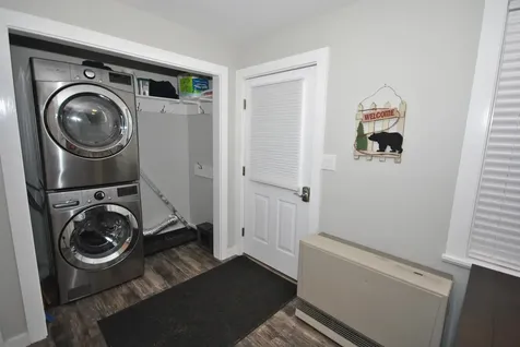 8 Cross Street Lincoln NH 03251