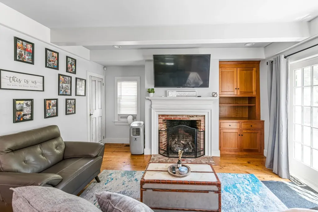 202 Village Road Wilmot NH 03287