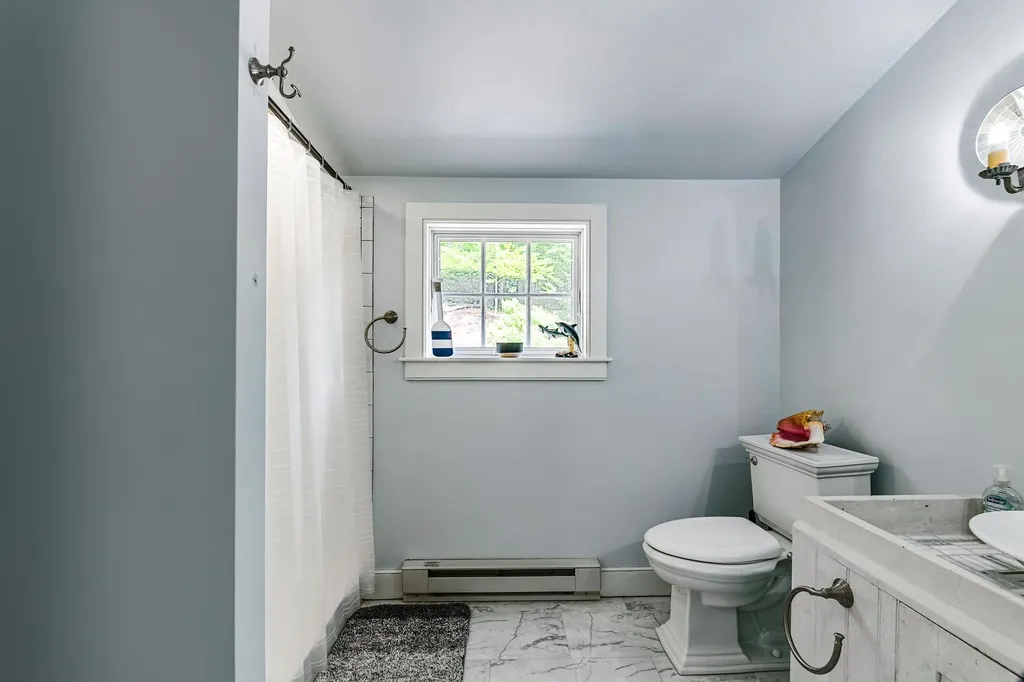 202 Village Road Wilmot NH 03287