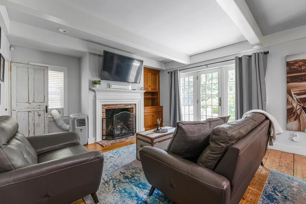 202 Village Road Wilmot NH 03287