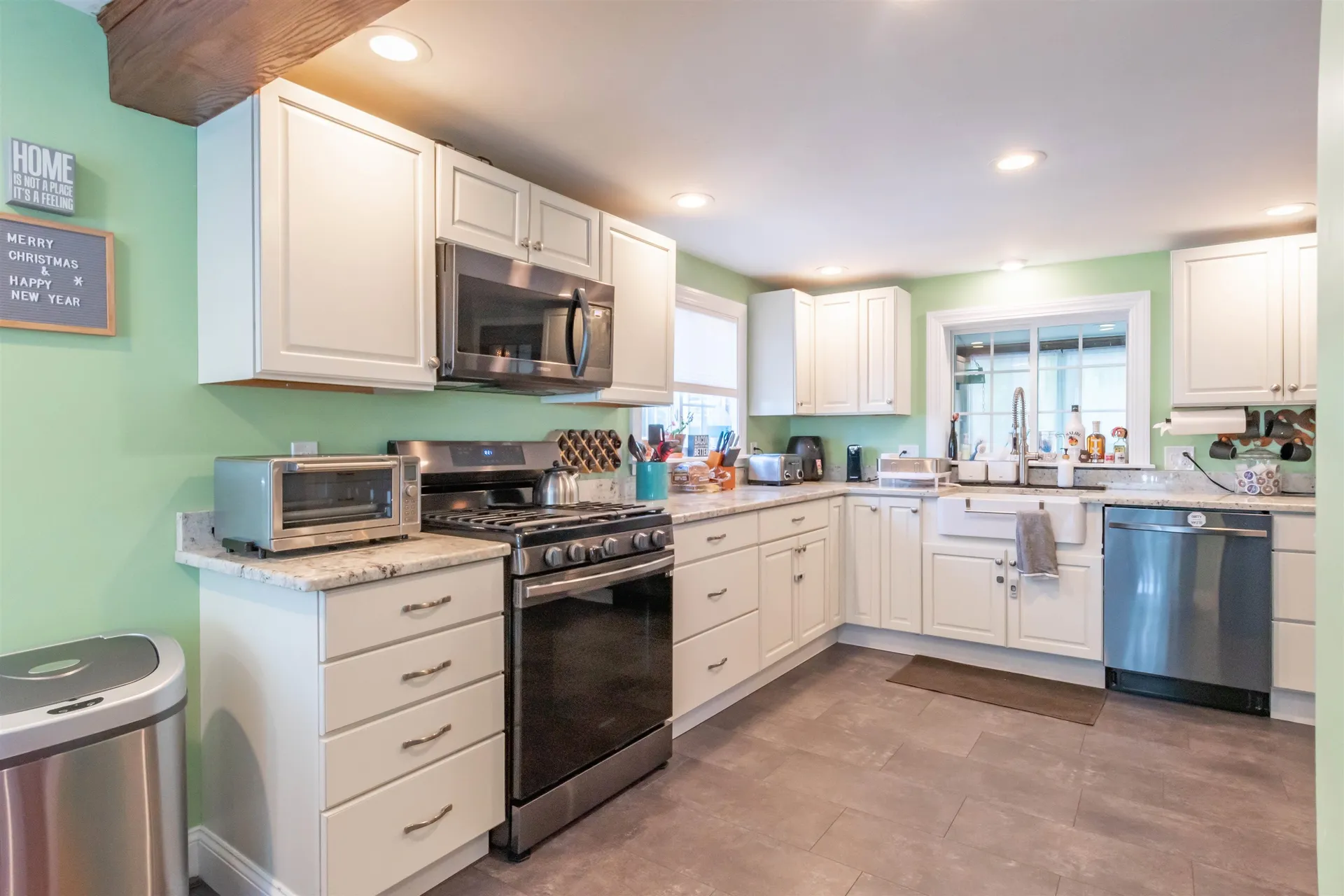 2 Howard Street Salem NH 03079