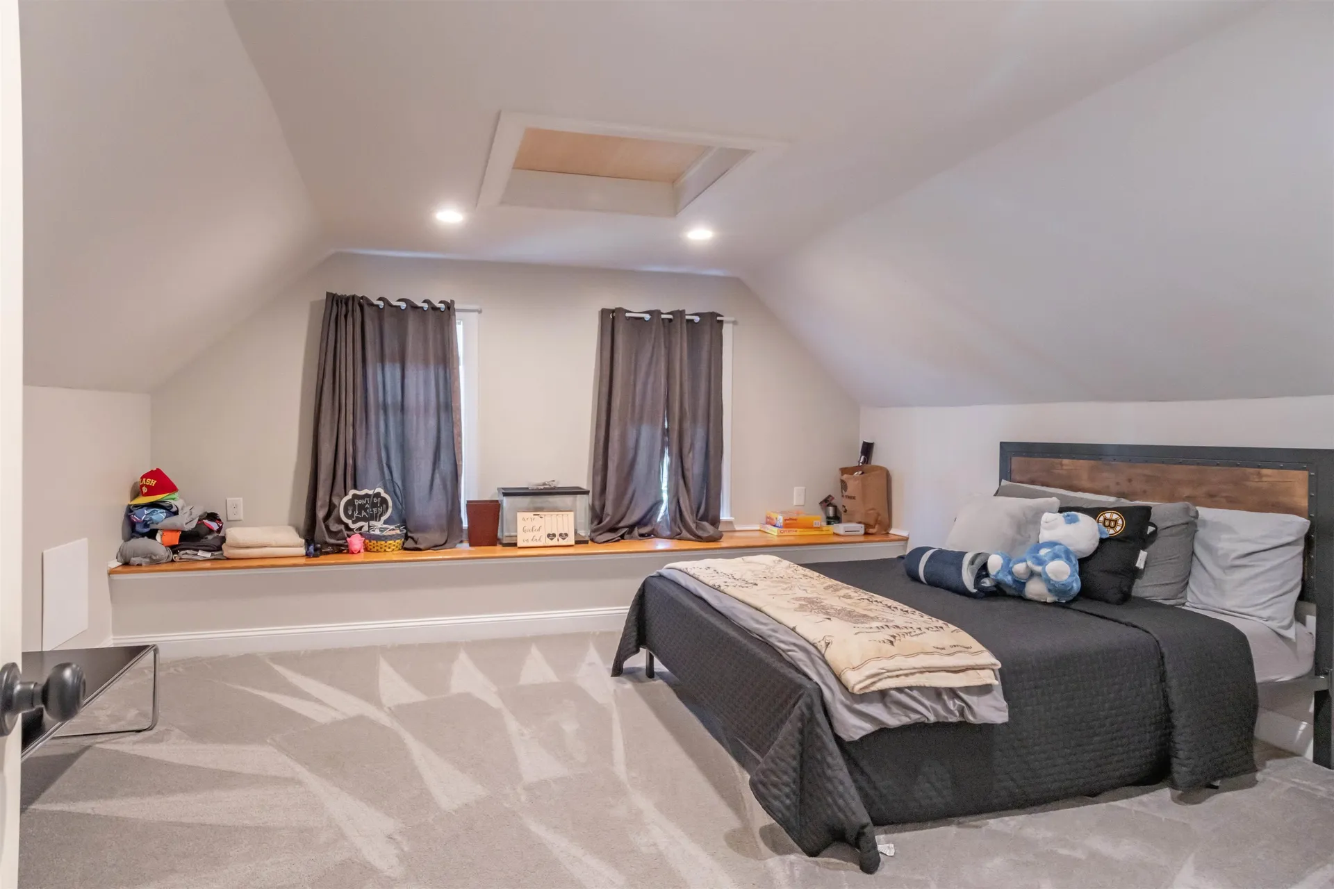 2 Howard Street Salem NH 03079