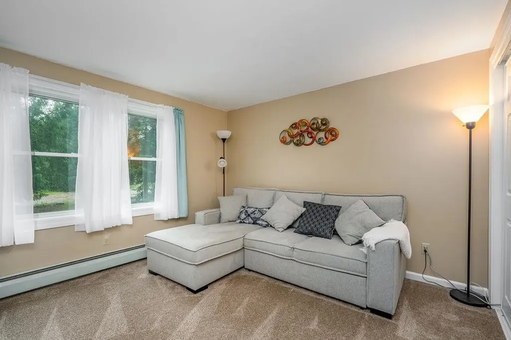 7 Deering Drive Barnstead NH 03225