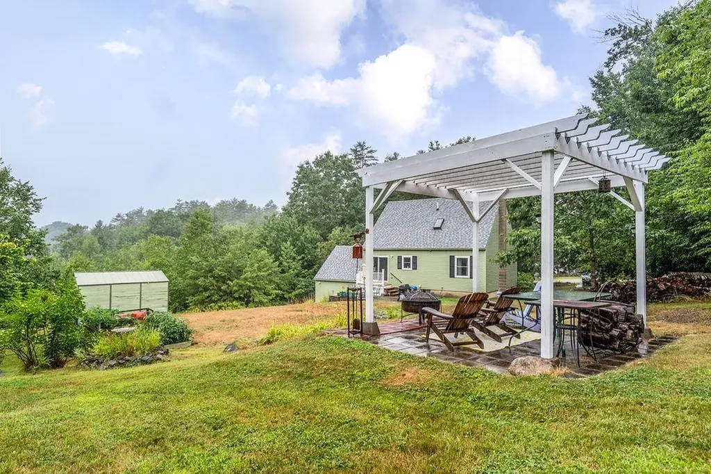 7 Deering Drive Barnstead NH 03225