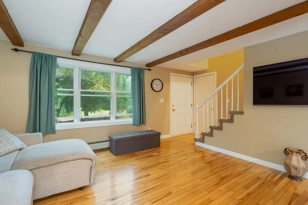 7 Deering Drive Barnstead NH 03225