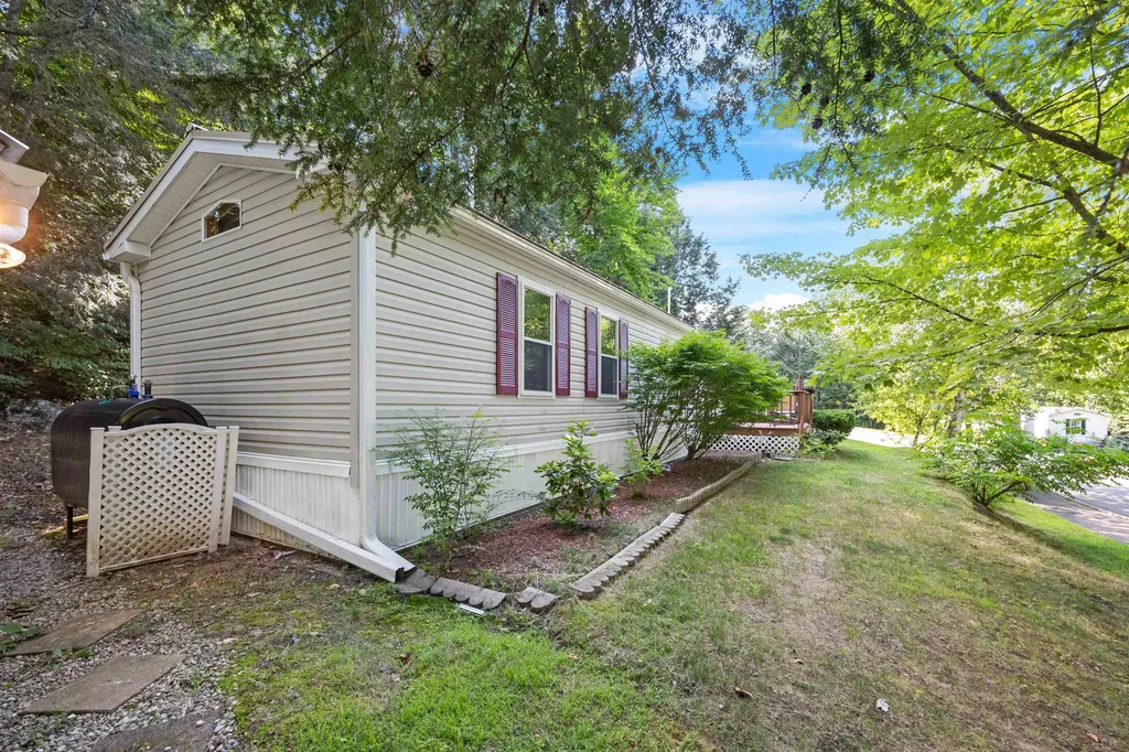 121 Logan Drive Laconia NH 03246