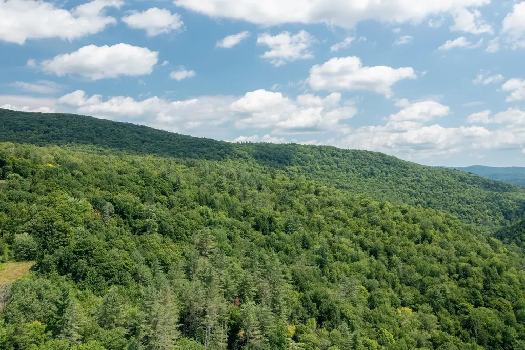 0 West Hill Road South Jamaica VT 05343