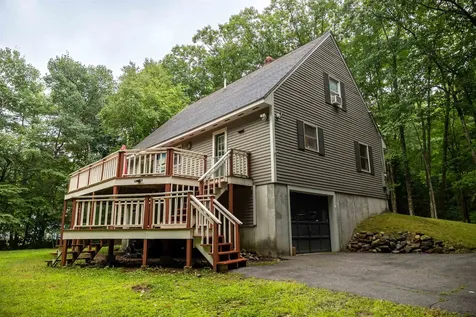 9 Pondview Road Weare NH 03281