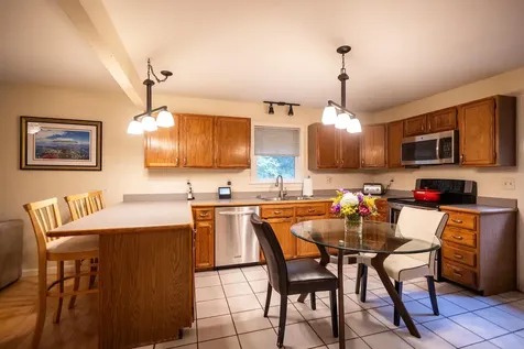 9 Pondview Road Weare NH 03281