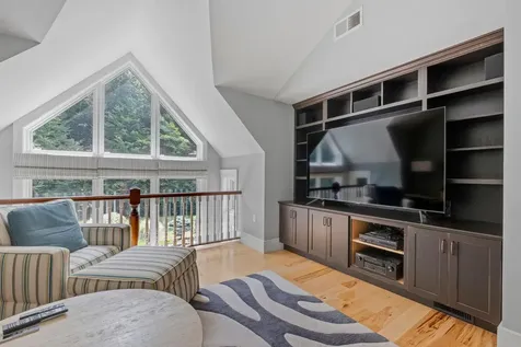 27 Forest Drive Lincoln NH 03251