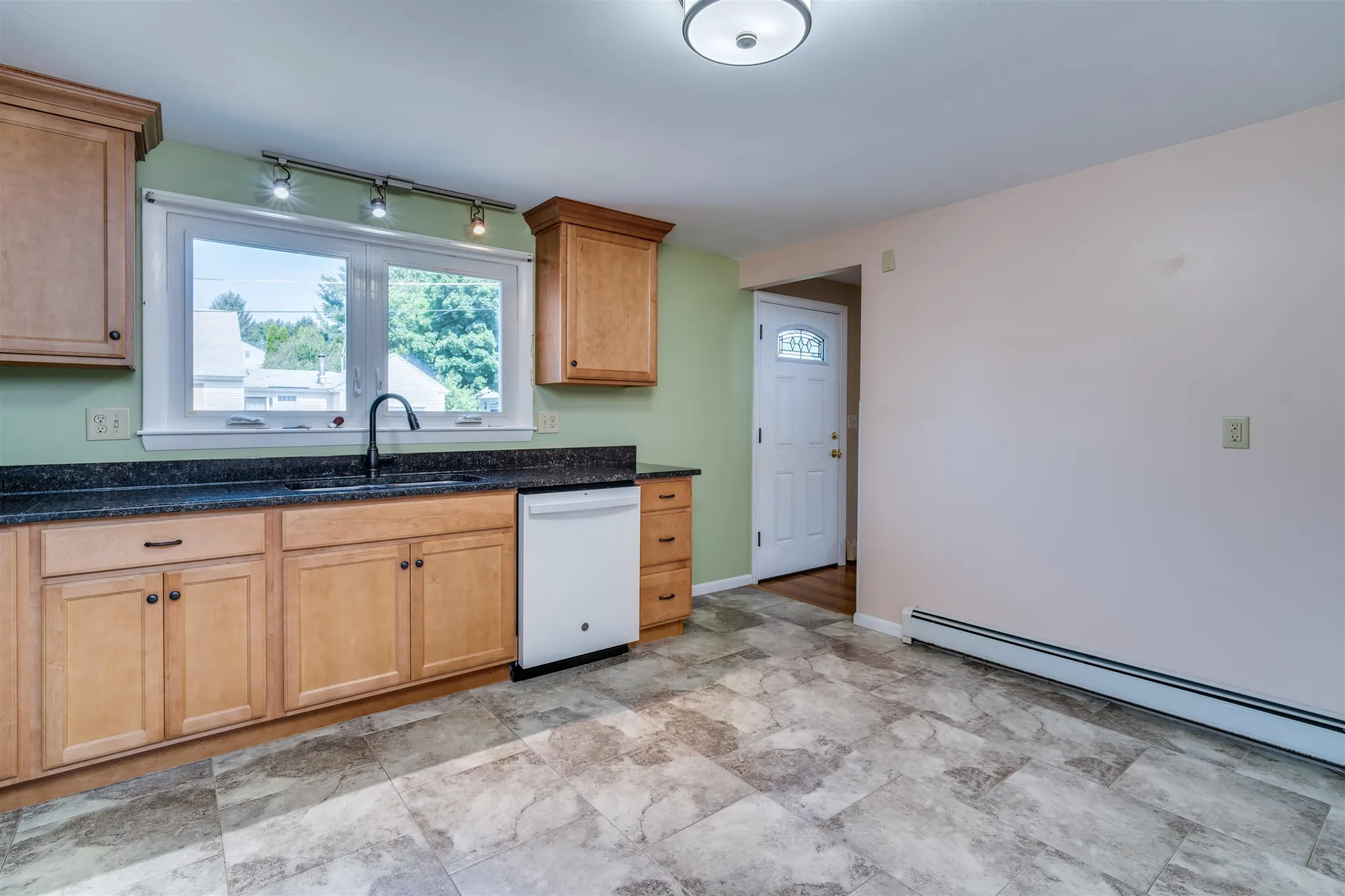 6 Edwin Street Nashua NH 03060