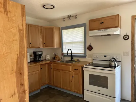 5 Hill Place Springfield VT 05156