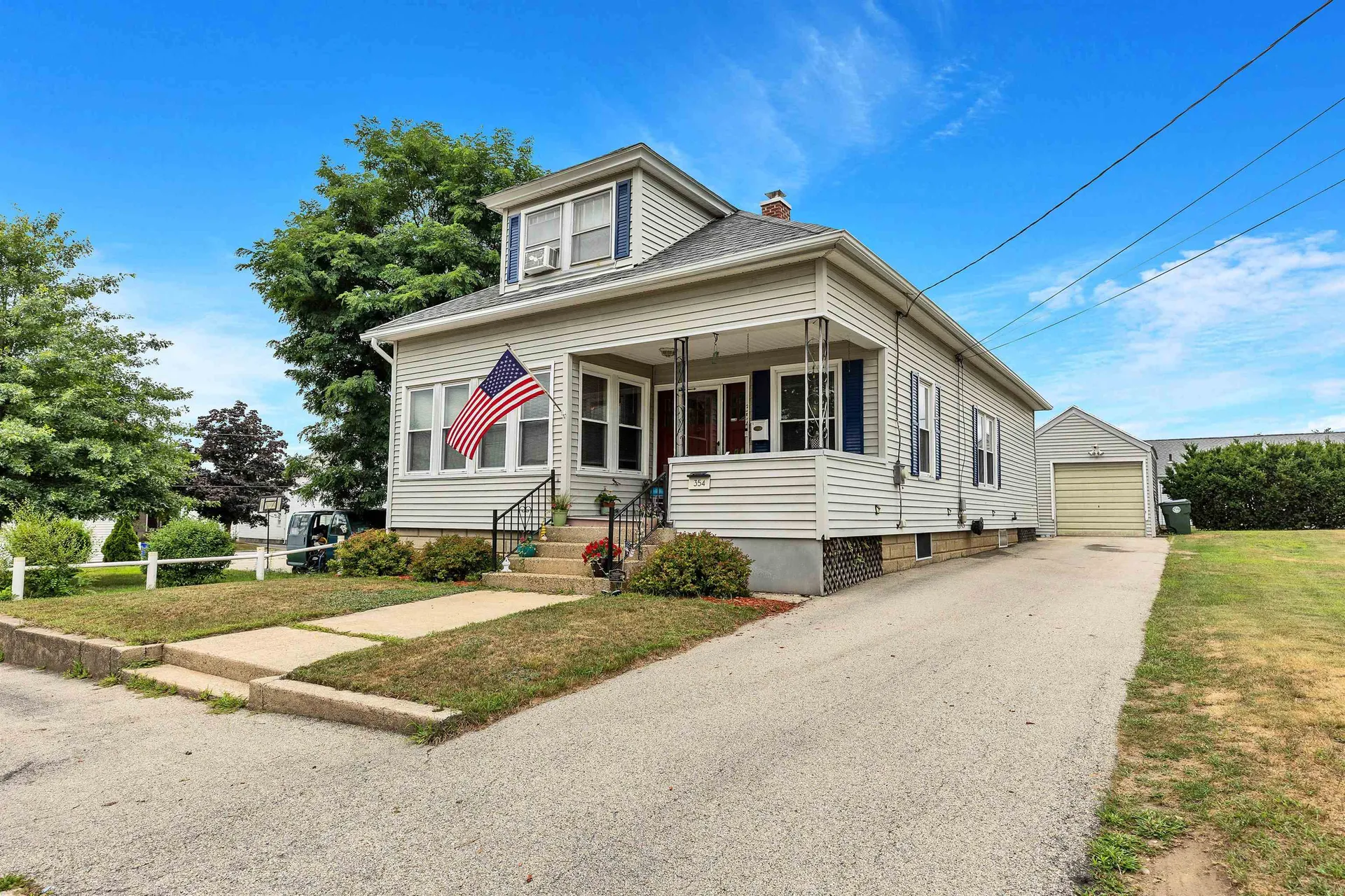 354 Holly Avenue Manchester NH 03103