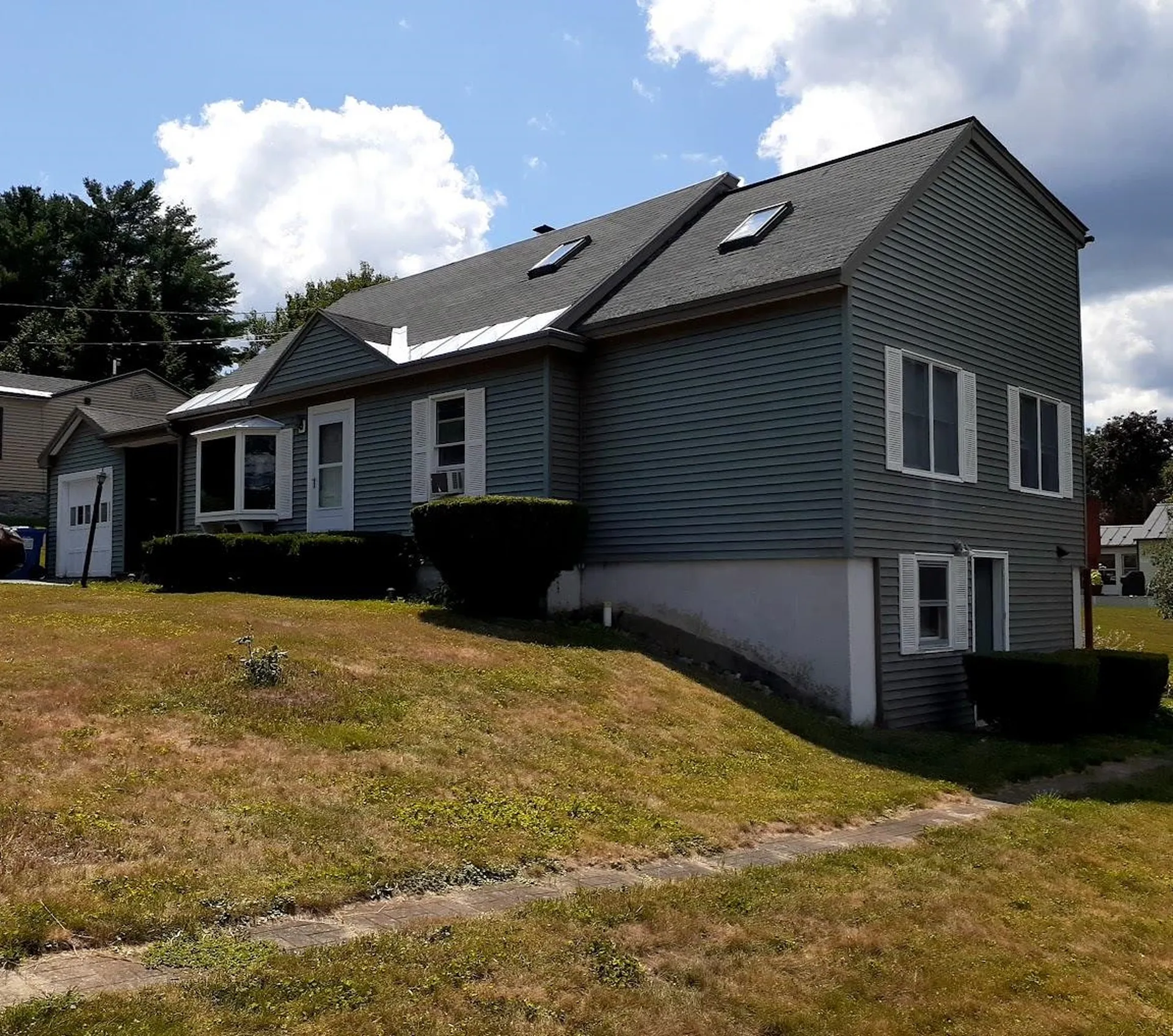 11 Leslie Avenue Claremont NH 03743