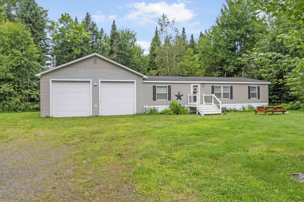 481 Back Lake Road Pittsburg NH 03592