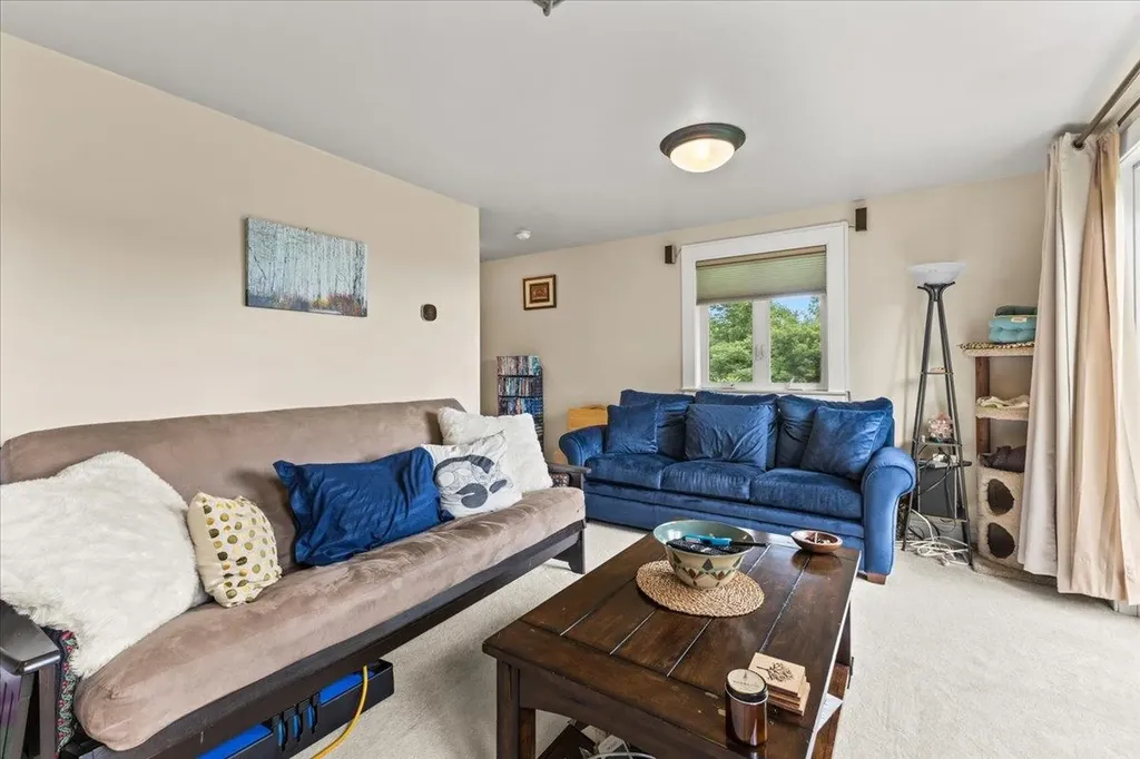 155 Crossroad Waterbury VT 05676