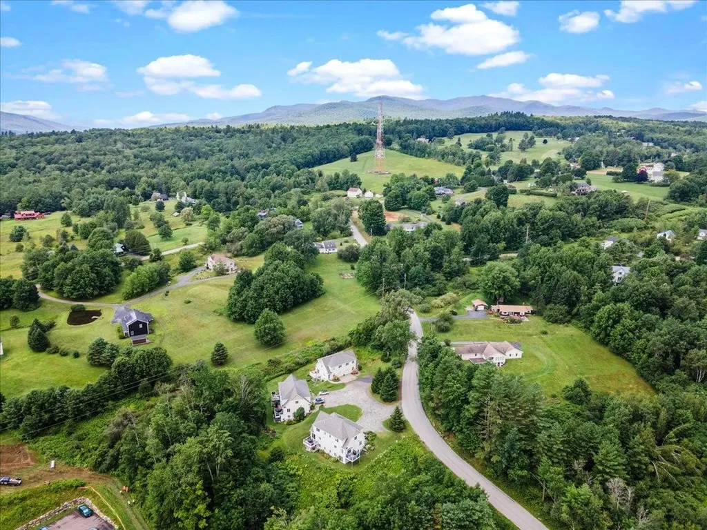 155 Crossroad Waterbury VT 05676