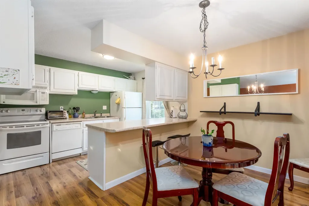 108 Twin Oaks Terrace South Burlington VT 05403