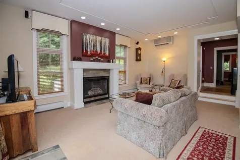 28 Carriage Lane Cavendish VT 05153
