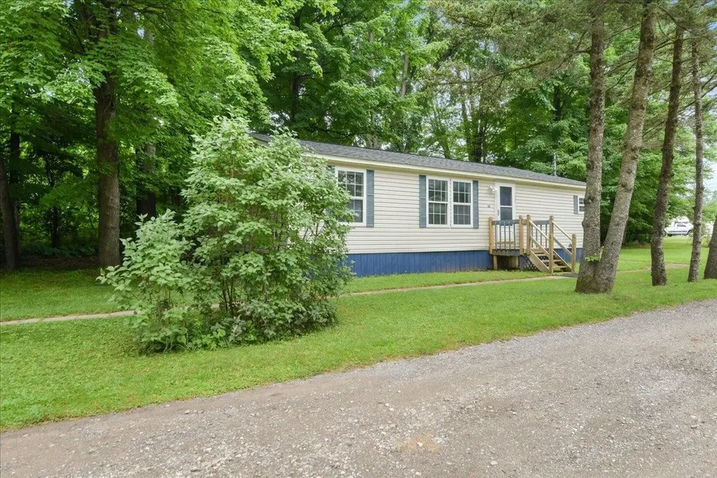 32 Lois Lane Williston VT 05495