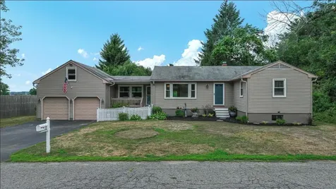 17 Landing Road Hampton NH 03842