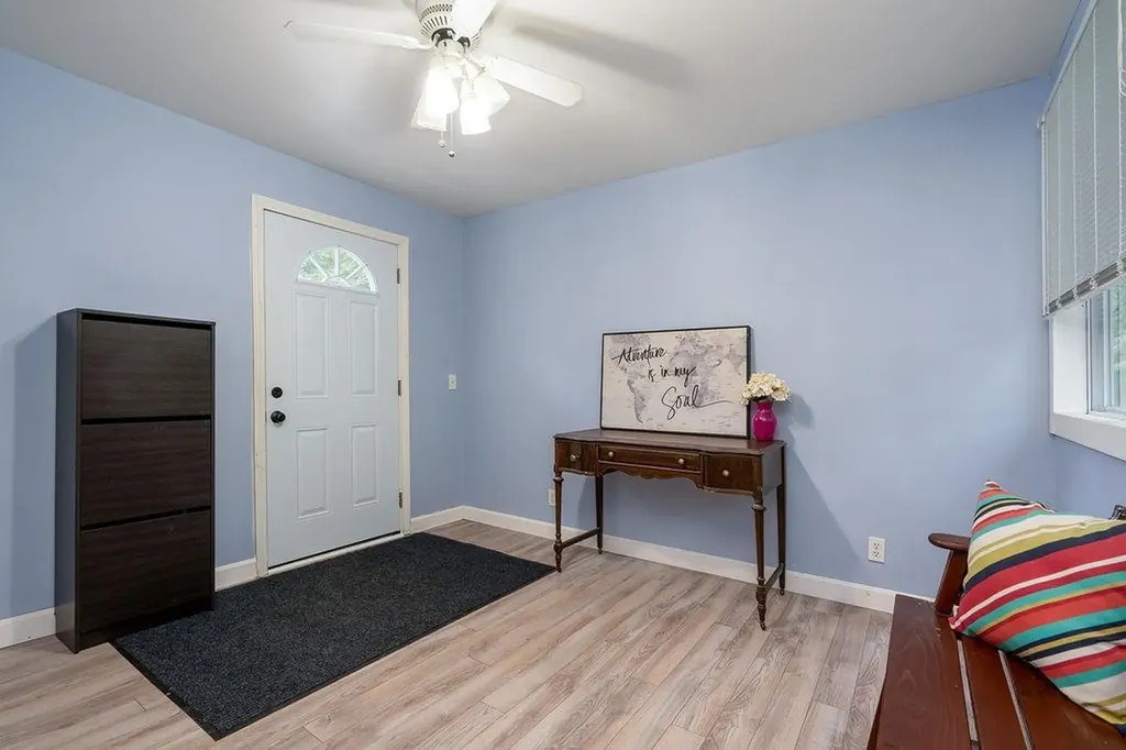 44 Fairway Drive Merrimack NH 03054