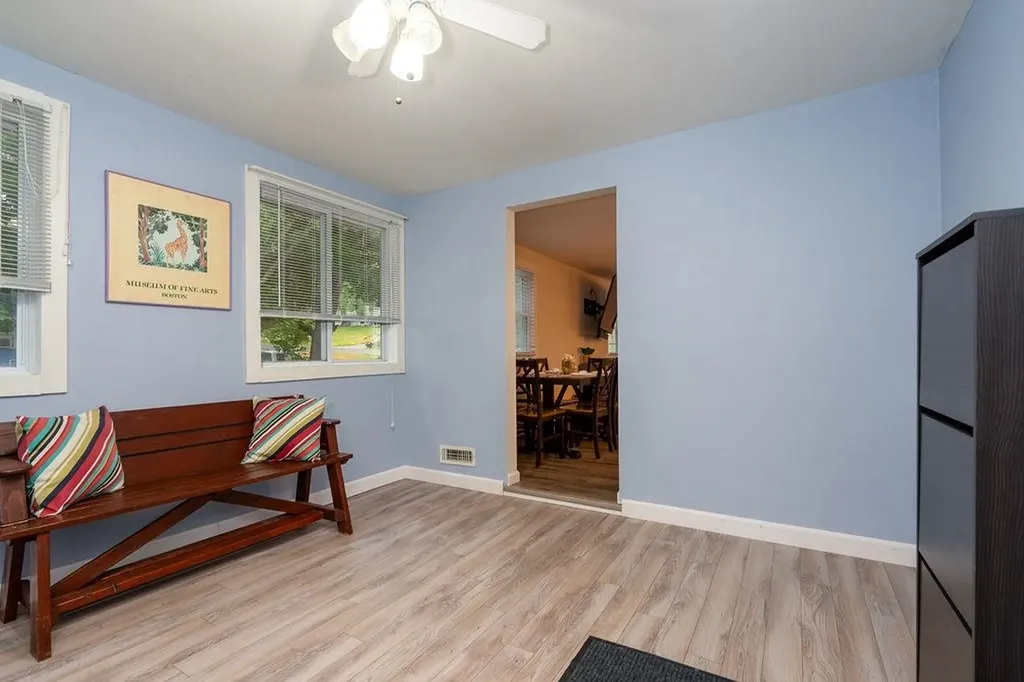 44 Fairway Drive Merrimack NH 03054