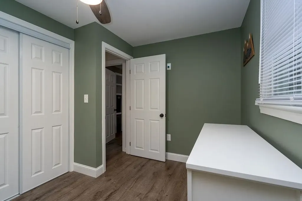 44 Fairway Drive Merrimack NH 03054