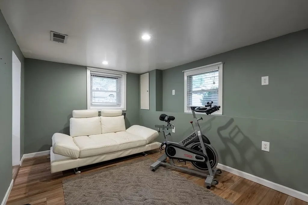 44 Fairway Drive Merrimack NH 03054