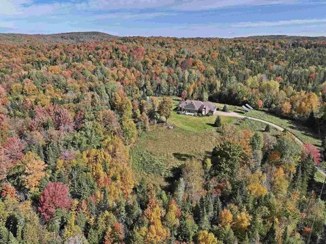 972 Farrar Road Newport Town VT 05857