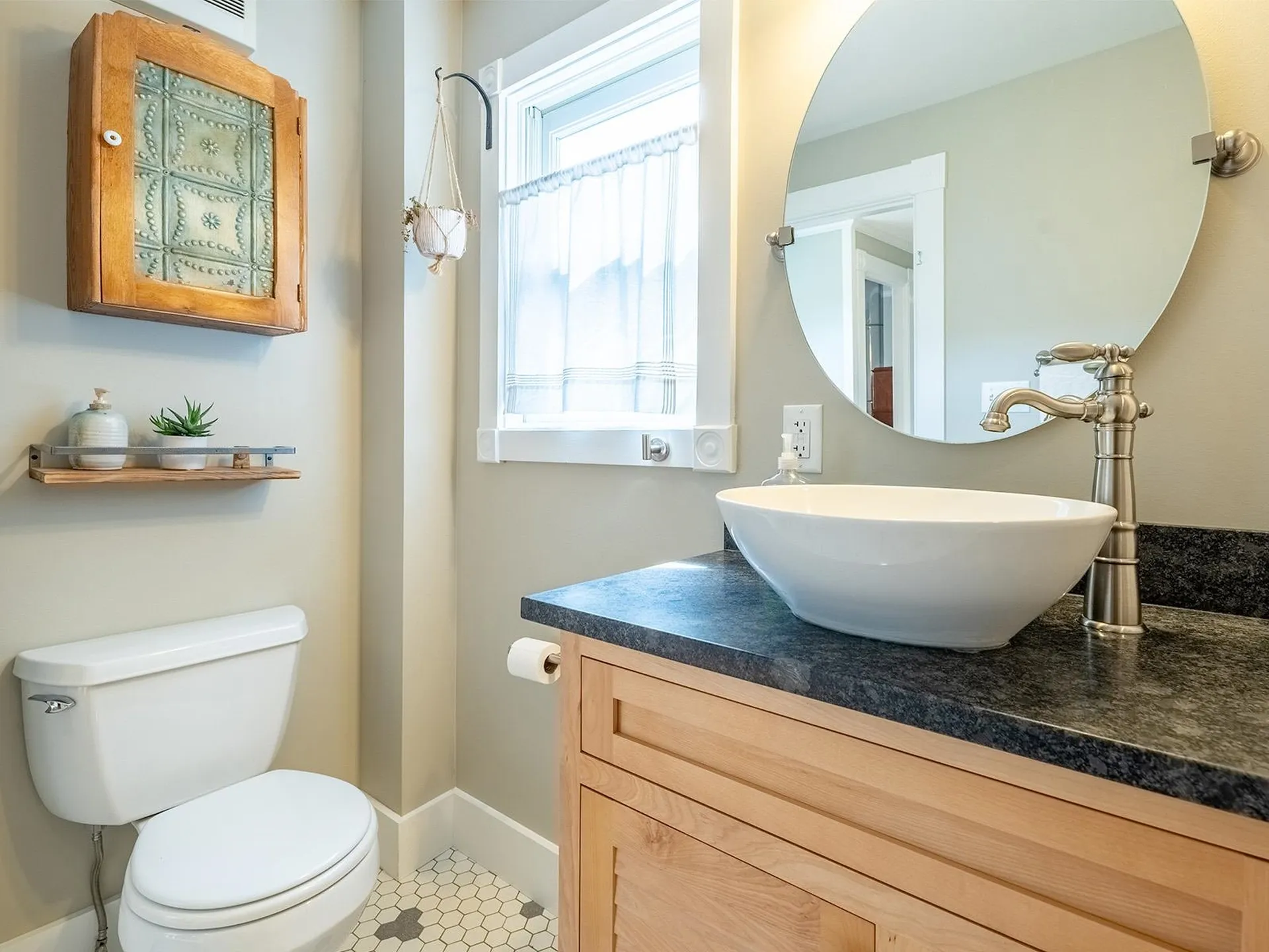 29 Randall Street Waterbury VT 05676