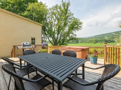 29 Randall Street Waterbury VT 05676