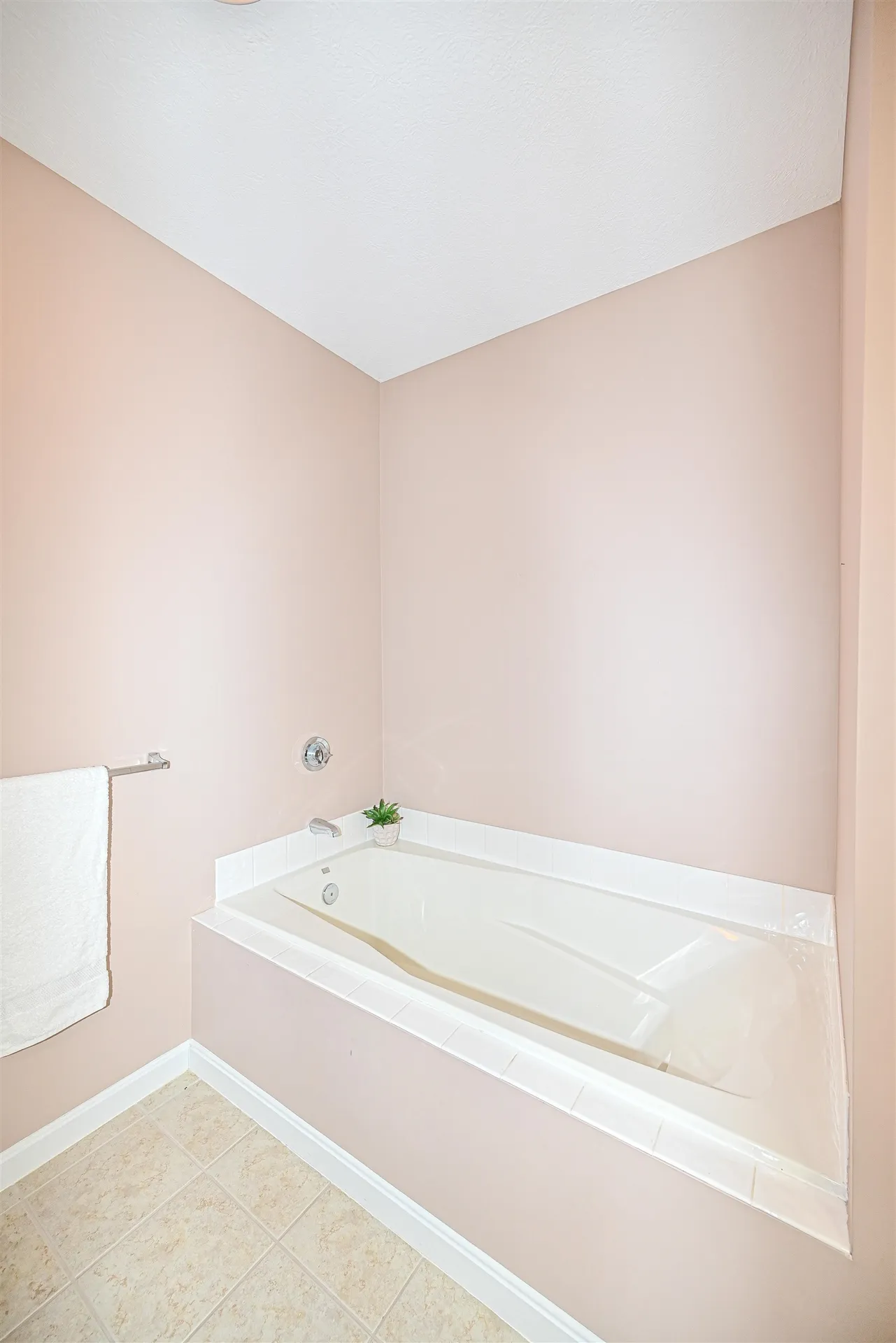 55 River Front Drive Manchester NH 03102