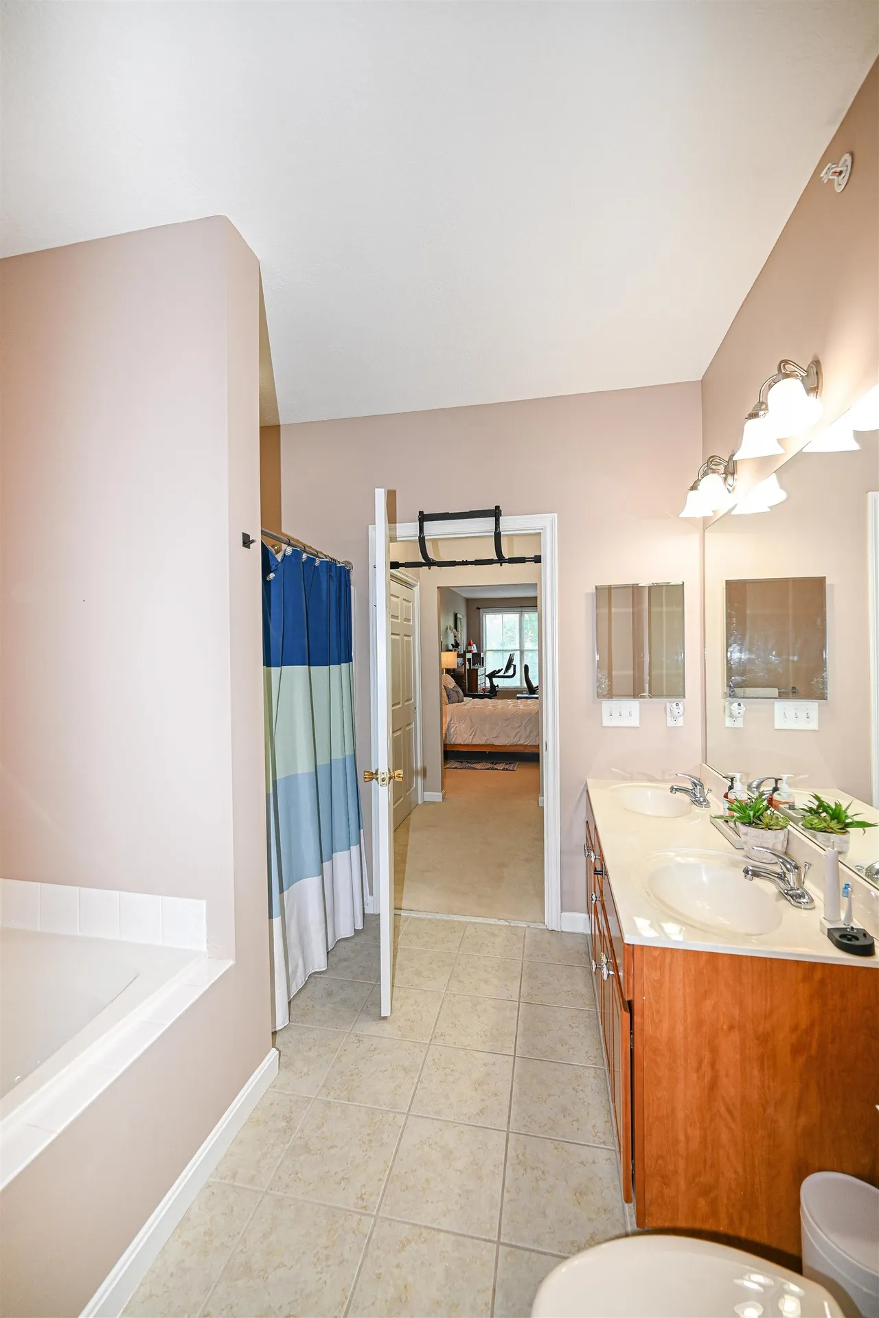 55 River Front Drive Manchester NH 03102