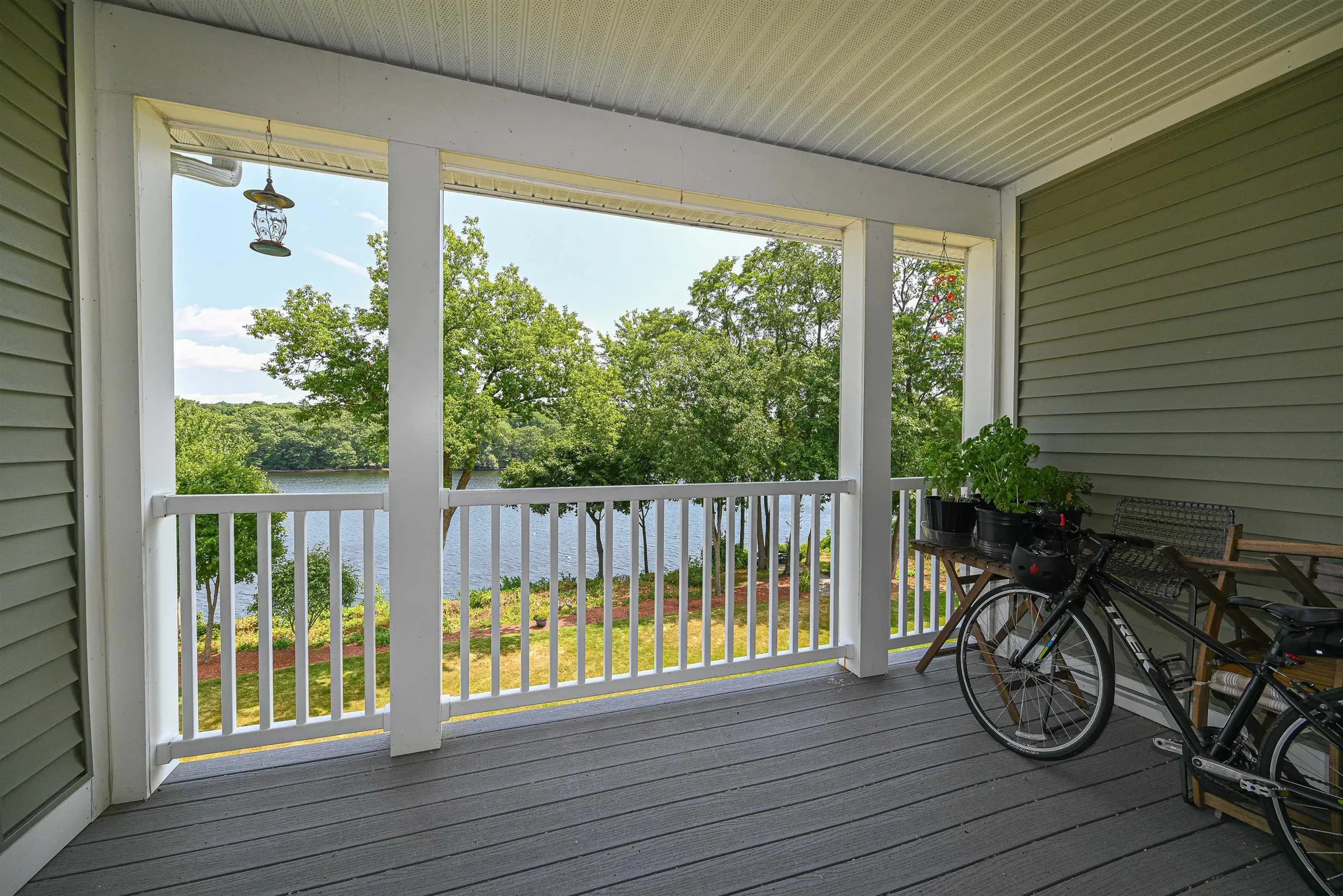 55 River Front Drive Manchester NH 03102