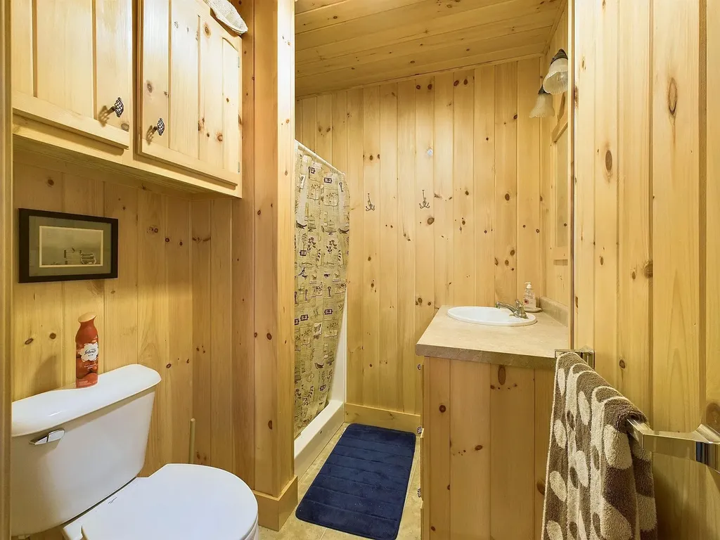 213 Bell Hill Road Stark NH 03582