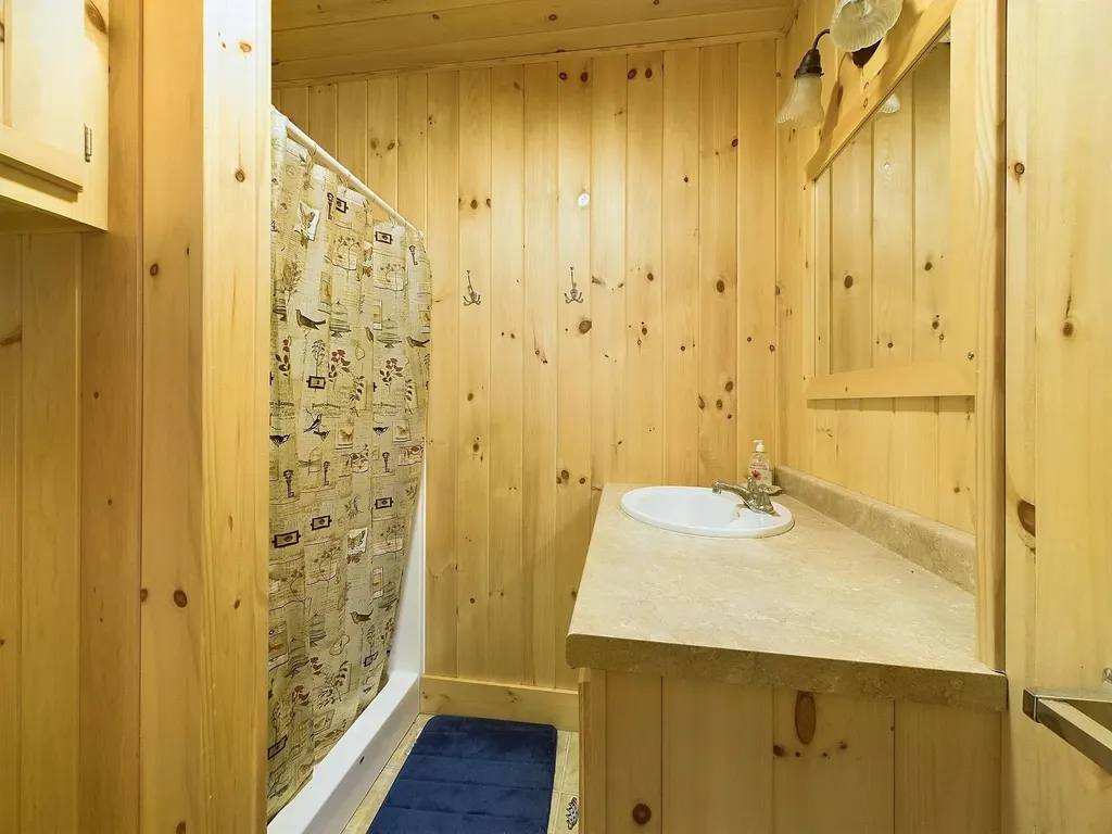 213 Bell Hill Road Stark NH 03582