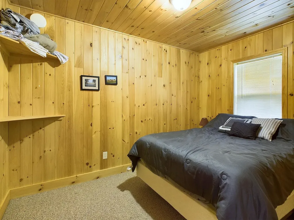 213 Bell Hill Road Stark NH 03582