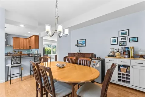 306 Park Road South Burlington VT 05403