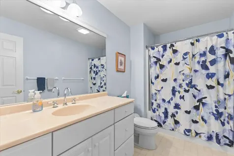 306 Park Road South Burlington VT 05403