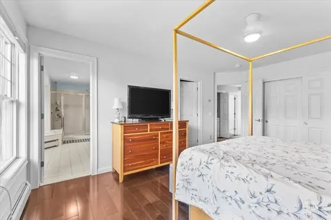 306 Park Road South Burlington VT 05403