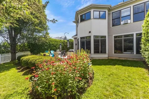 306 Park Road South Burlington VT 05403