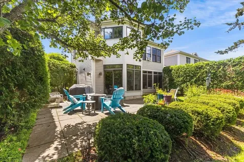 306 Park Road South Burlington VT 05403