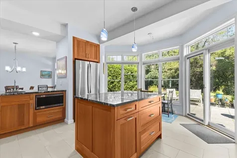 306 Park Road South Burlington VT 05403