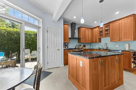 306 Park Road South Burlington VT 05403