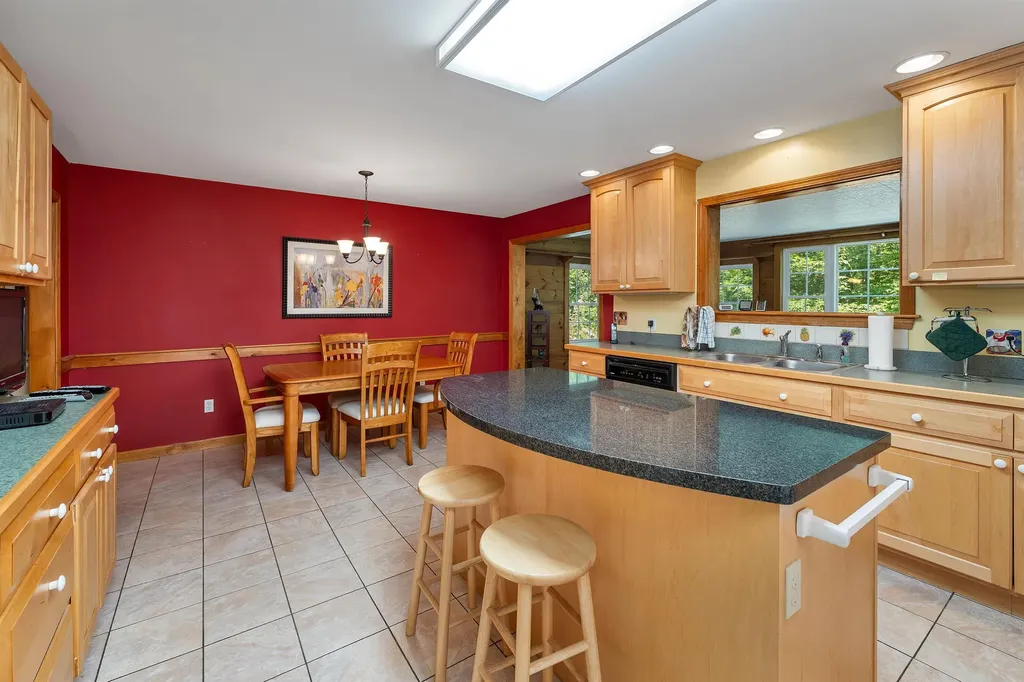 860 Battle Street Webster NH 03303